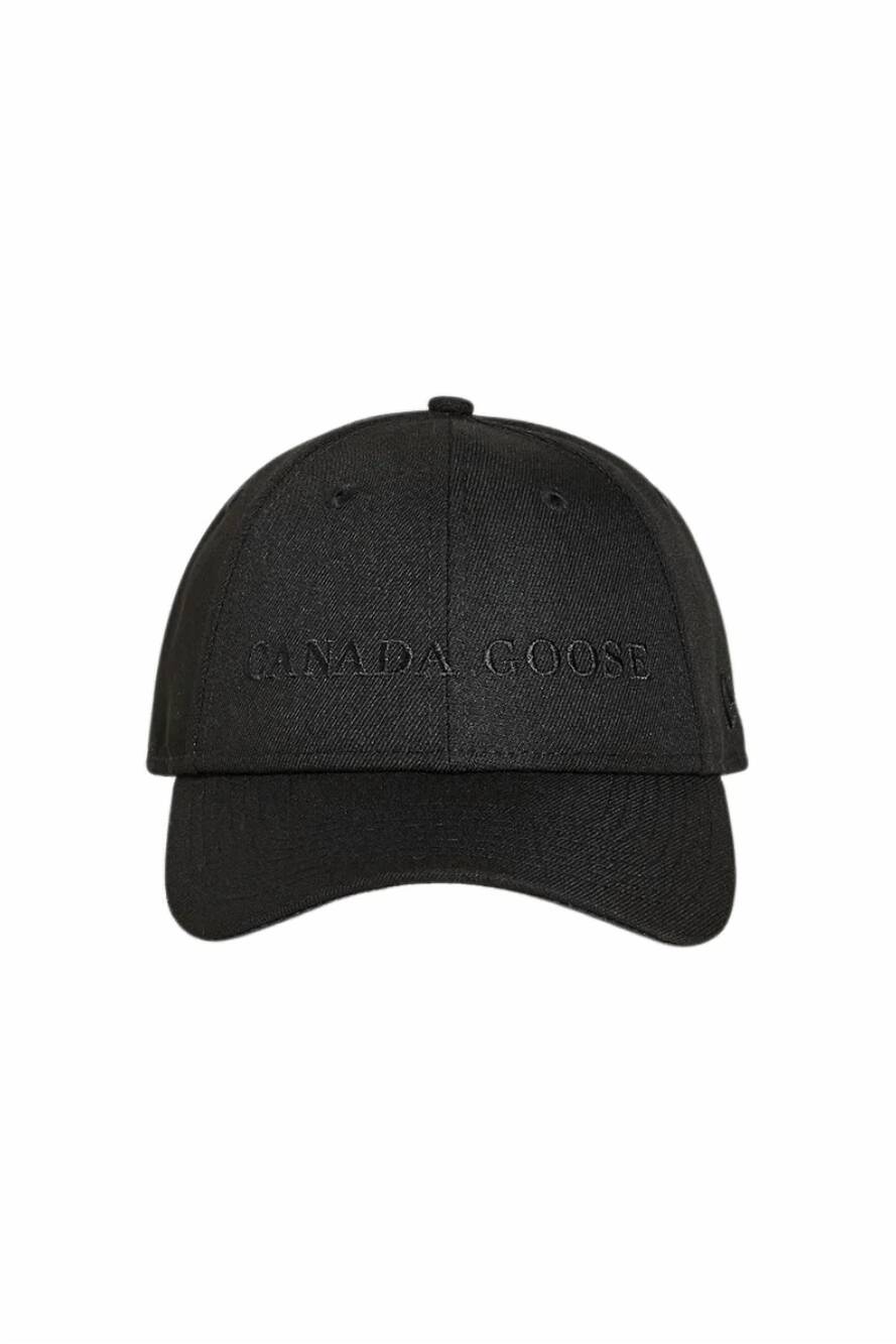 NEW CANADA GOOSE men's wordmark adjustable cap in black